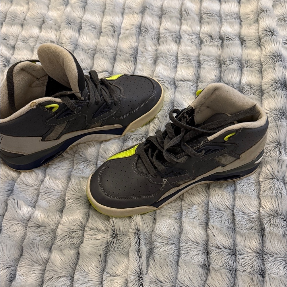 Nike Black and Neon Green Sneakers